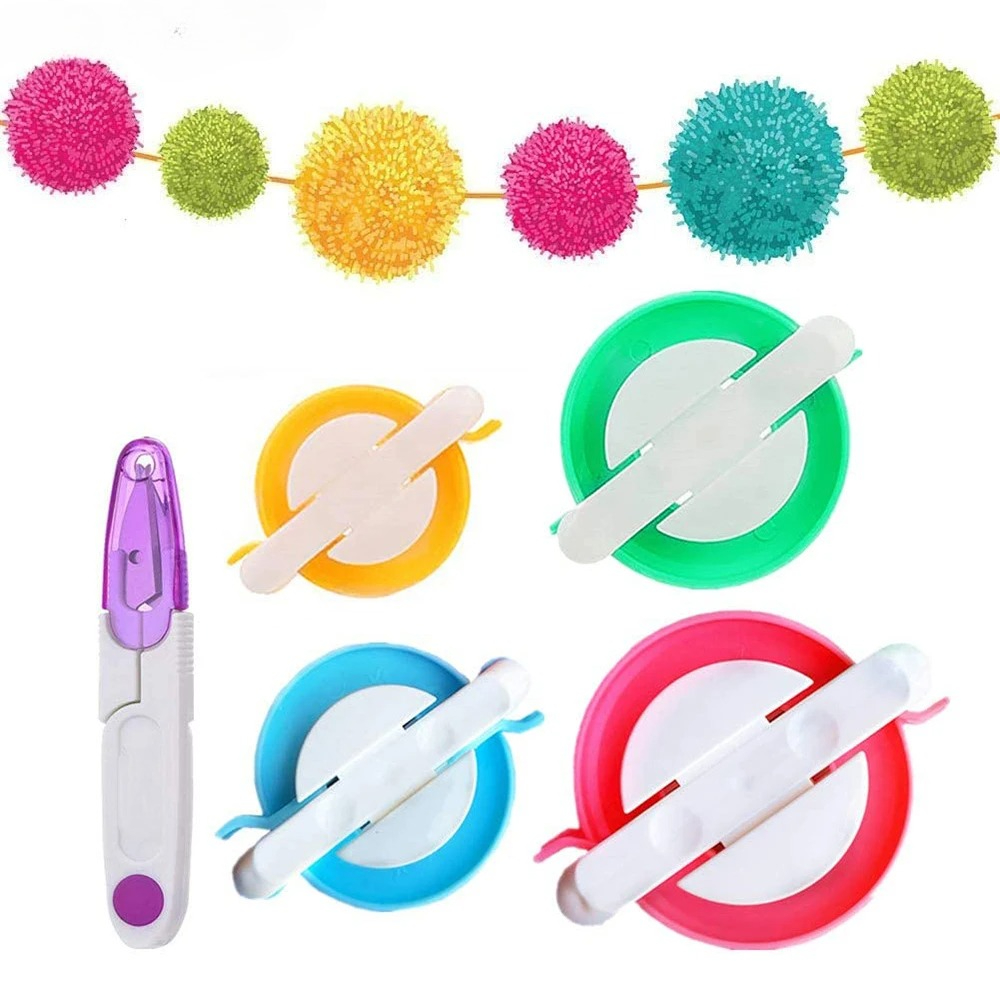 Pom Pom Maker Tool - 실 커터가 포함된 4가지 크기의 폼폼